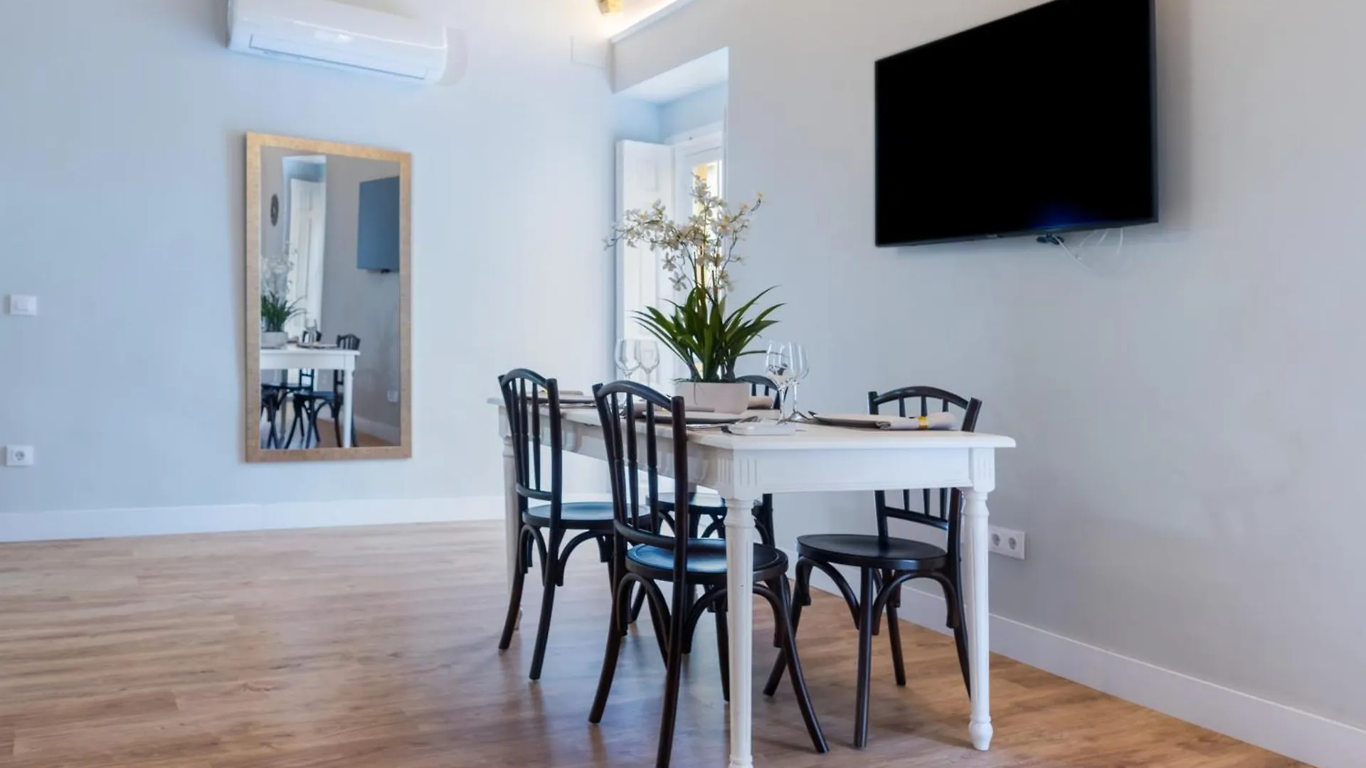 Apartment Panther Home Tomas De Ibarra Seville