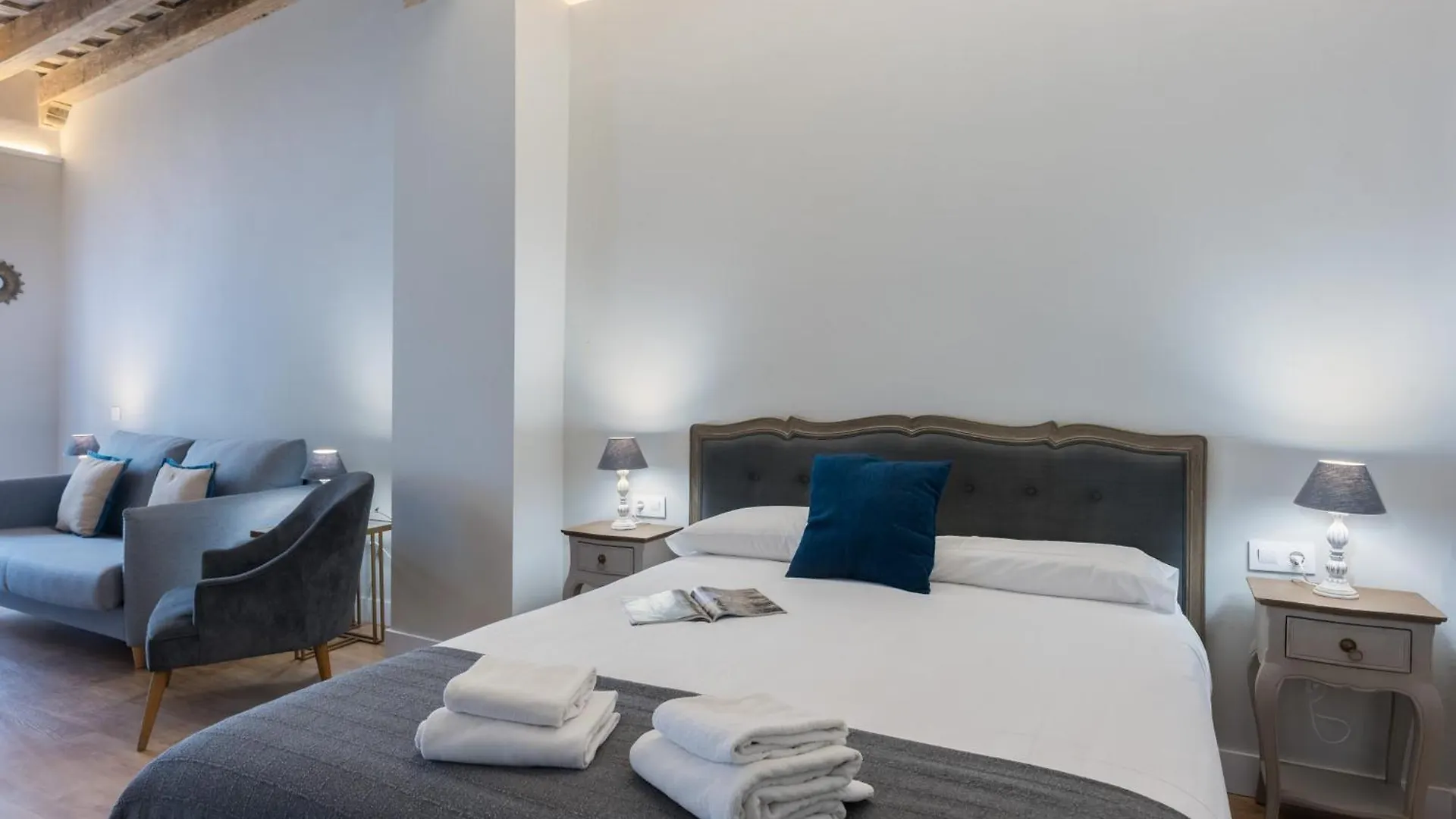Panther Home Tomas De Ibarra Seville Apartment